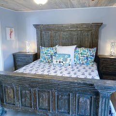 11 Driftwood 7 2BR 100ft to beach