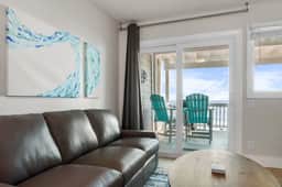 Sand Dollar  7A 1BR on the Beach Free Bch Serv
