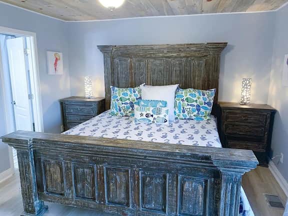 11 Driftwood 7 2BR 100ft to beach