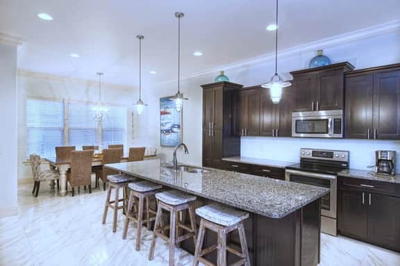 932 Scenic Unit A - 4BR