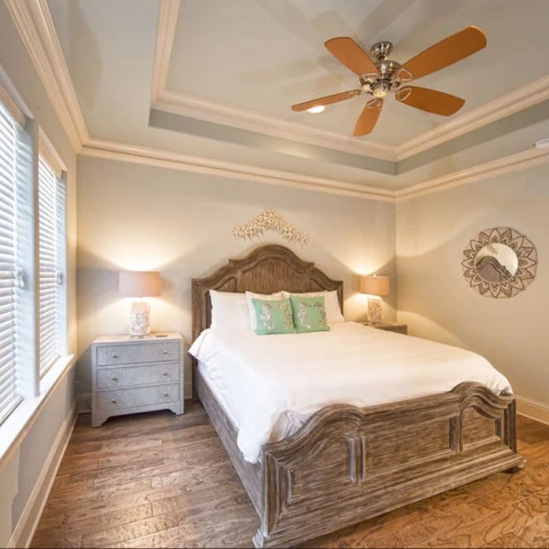 932 Scenic Unit A - 4BR