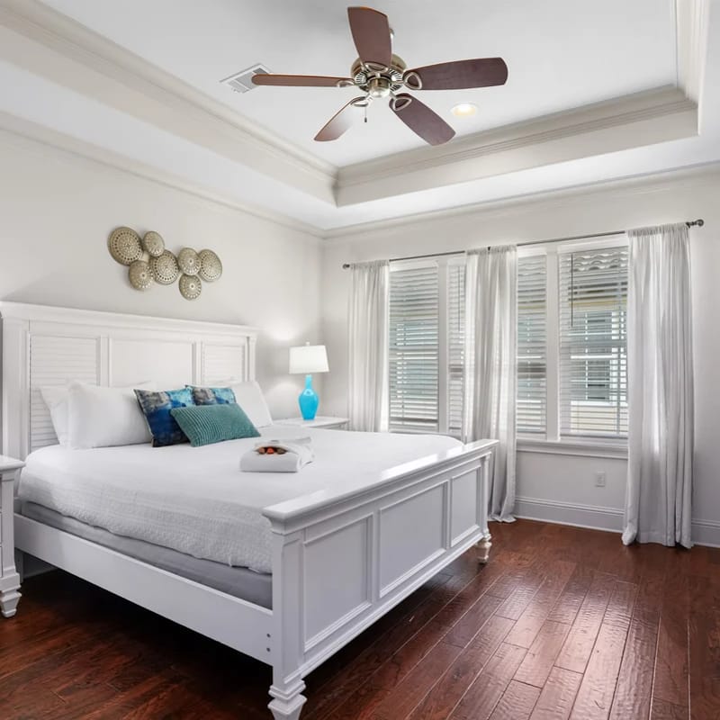 948 Scenic Unit B - 4BR